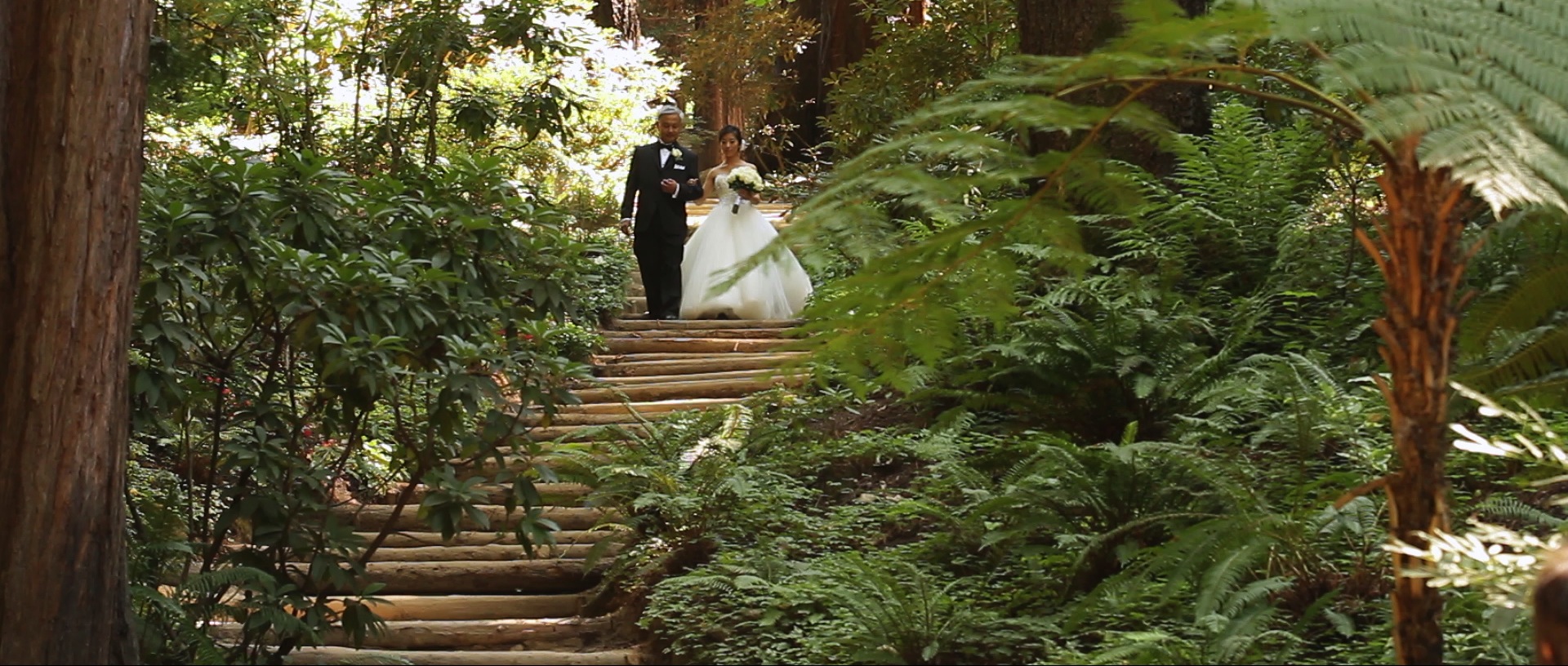 Rachel + Josh | Nestldown Wedding